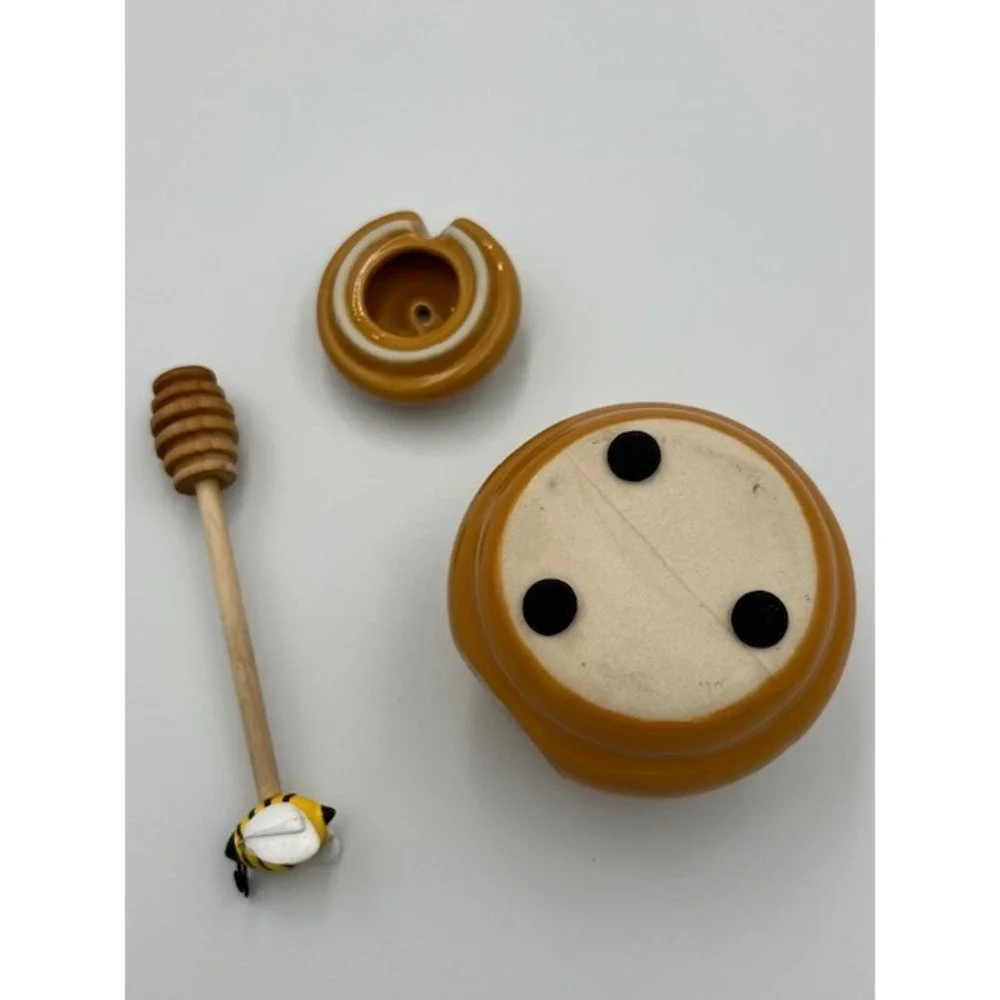 Honey Miel Ceramic Beehive Jar with Lid & Wooden Bumble Bee Dipper
